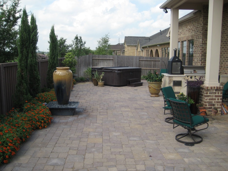 Paver Patios – Wood Crafters